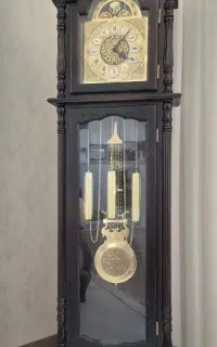 ساعت ایستاده چوبی
