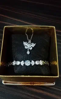 ست گردنبند و دستبند
