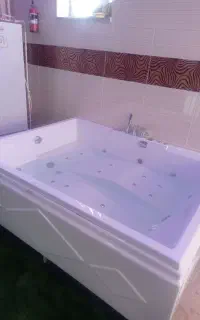 اجاره سوییت جکوزی دار میدان اناهیتا خانم نجفی