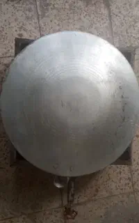 یک عدد گاز نان پزی با تاوه بفروش میرسد