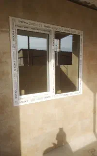 پنجره upvc و توری پلیسه
