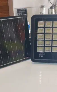 چراغ پروژکتوری خورشیدی IR-V75380