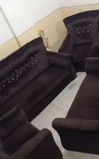 مبل و سه عدد عسلی تمیز و در حد نو واسه همه جا عالی