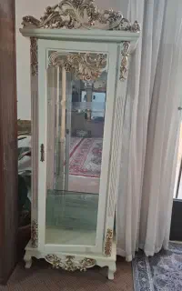 ویترین چوبی