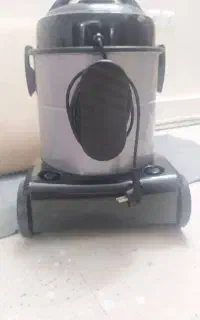 جارو برقی ایستاده