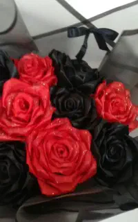 گل رز روبانی