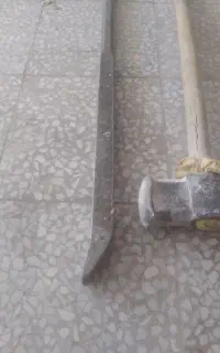 دیلم فولادی و پتک
