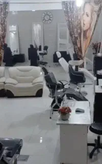 نیازبه نیرو درتمام لاینهای زیبایی(درخیابان شریعتی)