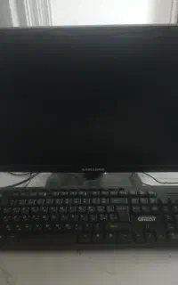 کیس و مانیتور و...