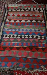 گلیم دستی