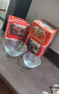 کاسه بزرگ و کوچک