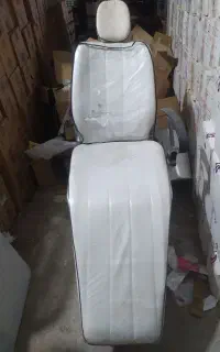 صندلی اصلاح و کوتاهی ارایشگاه