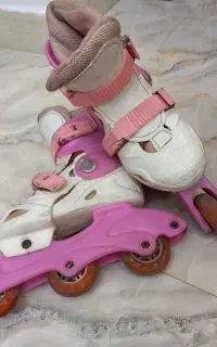 اسکیت صورتی دخترانه