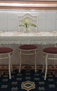 میز ناهار خوری فلزی همراه با صندلی (۴ نفره)