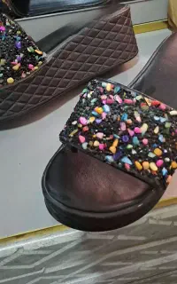دمپایی نو لژ دار