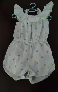 لباس بچگانه