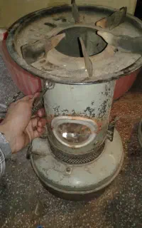 چراغ نفتی معاوضه با گوشی دارم