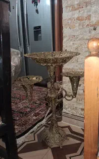 میوه خوری پایه دار برنزی