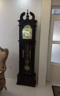 ساعت ایستاده