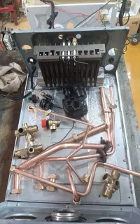 تعمیرات و سرویس انواع پکیج و آبگرمکن