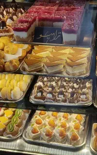 نیروی کار در شیرینی فروشی - خیابان رجایی