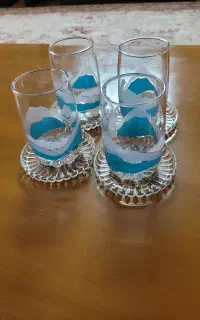 لیوان و نعلبکی چهار نفره