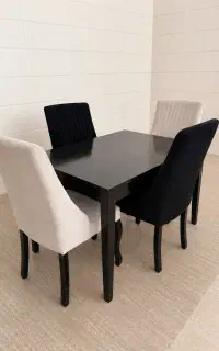 میز نهارخوری ۴نفره