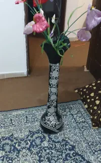 گل و گلدان