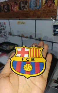 پوستر و استیــکر ضد آب