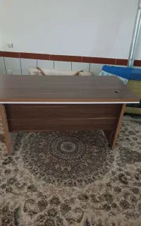 میز تحریر و دفتر