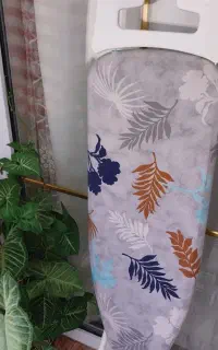 میز اتو پریزدار
