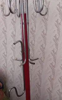 جالباسی پایه دار