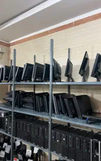 مانیتور اقتصادی ۱۵ تا ۲۴ اینچ درجه 1 و 2 و 3