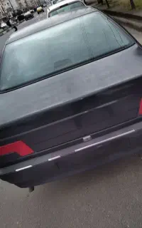 پژو ۴۰۵ مدل ۹۰ دوررنگ مشکی رنگ