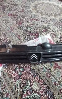 جلو پنجره پژو کارخونه ای مشکی