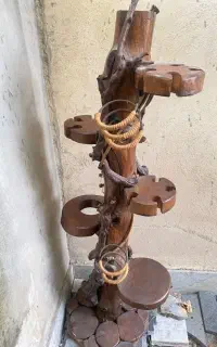 استند چوبی تزئینی