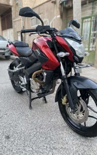 موتور ns 200 مدل ۹۲ عروسک فروش فوری