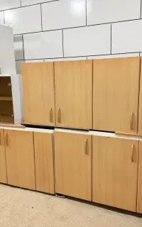 چنددست کابینت در حد نو