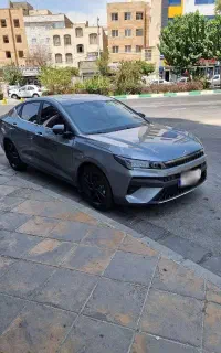 کی ام سی j7 1403 در حد صفر