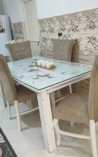 میز غذاخوری