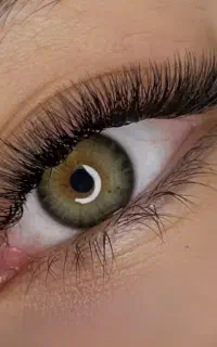 کاشت موقت مژه