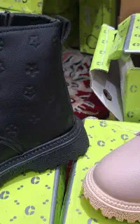 فروش کفش و بوت بچه گانه نو