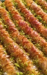 پخش عمده  باقلوا و پیراشکی