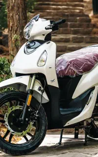 موتور سیکلت.  sf 180 sym