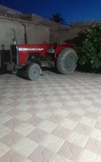 تراکتور کشاورزی