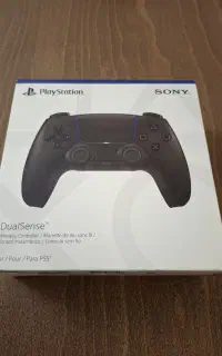 دسته و استند شارژر PS5 آکبند