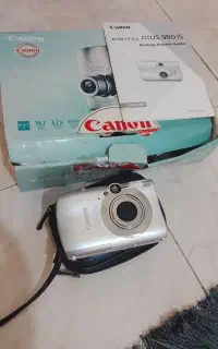 دوربین مارکcanon