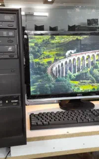 کامپیوتر کامل به همراه مانیتور ۸ هسته I7 مشابه نو