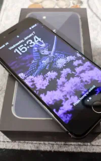 آیفون 8 64 گیگ