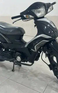 بی کلاج پانیک مدل ۱۳۹۳ معاوضه با آیفون